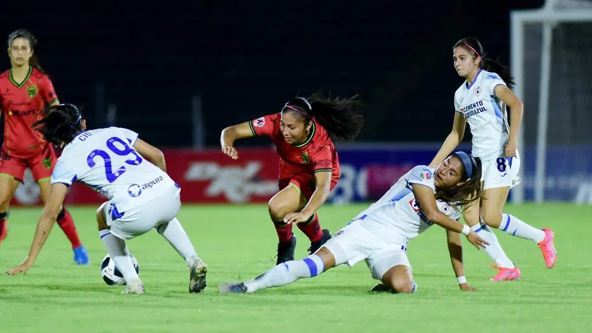 Mujeres futbolistas